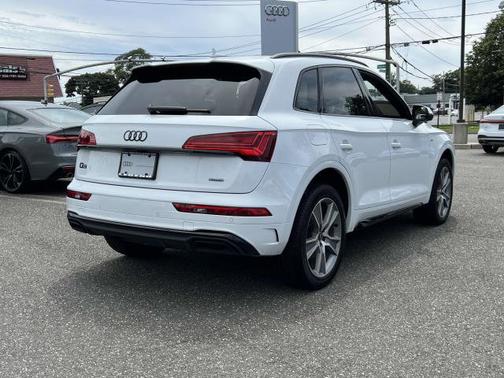 2025 Audi Q5 S line Premium