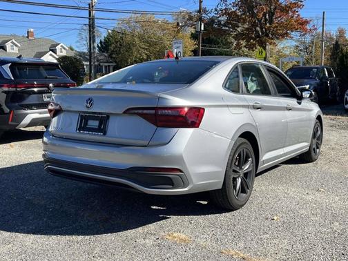 2022 Volkswagen Jetta SE