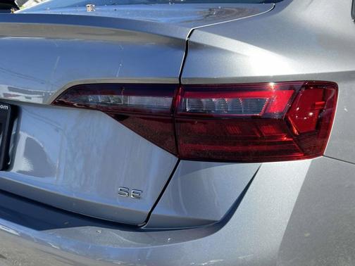 2022 Volkswagen Jetta SE