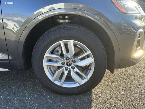 2024 Audi Q5 S line Premium
