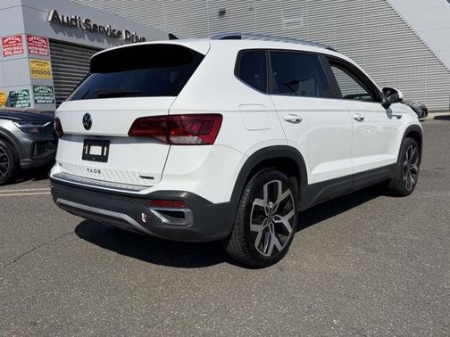 2023 Volkswagen Taos SEL