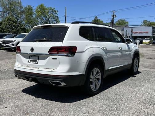 2022 Volkswagen Atlas 3.6L V6 SE w/Technology