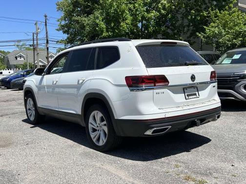 2022 Volkswagen Atlas 3.6L V6 SE w/Technology