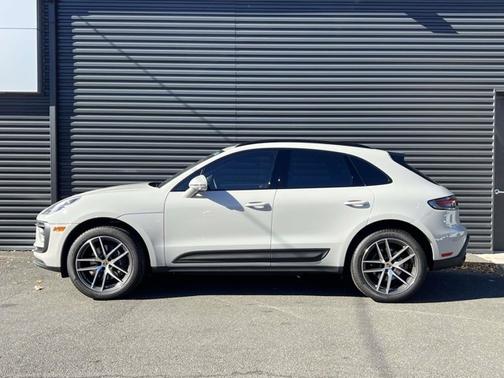 2024 Porsche Macan 