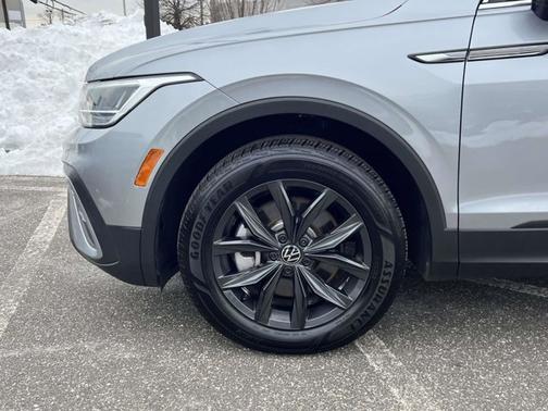2024 Volkswagen Tiguan SE