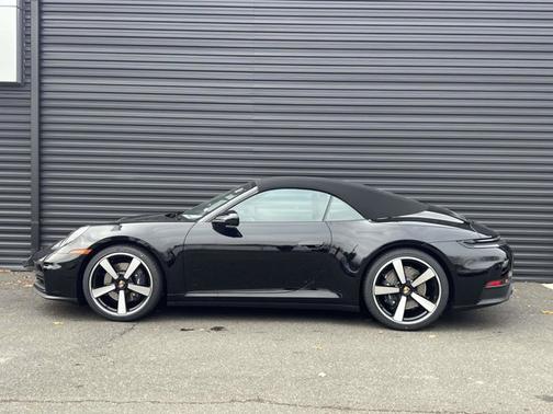 2026 Porsche 911 Carrera