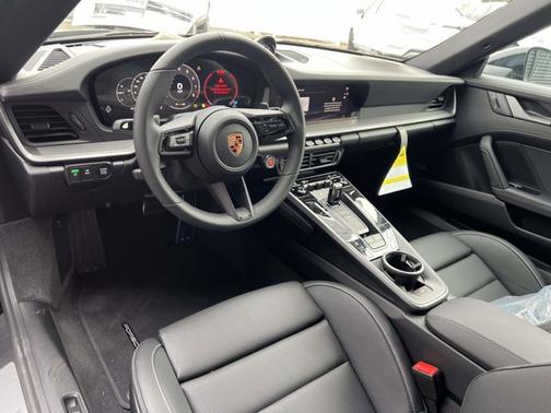 2026 Porsche 911 Carrera