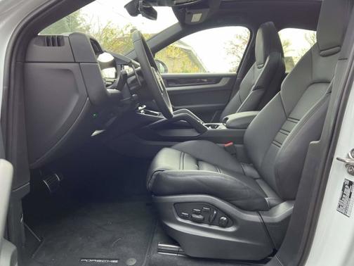 2026 Porsche Cayenne S