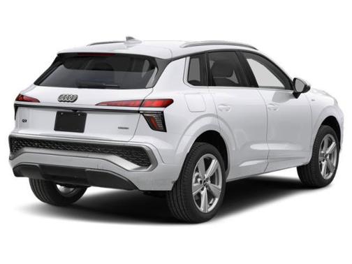 Glacier White Metallic 2026 Audi Q3 S line