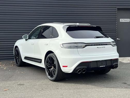 2026 Porsche Macan GTS