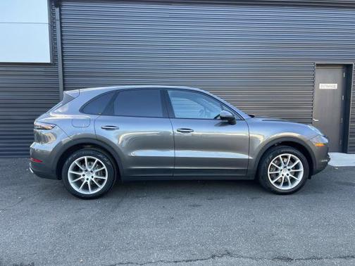 2022 Porsche Cayenne
