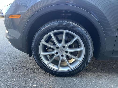 2022 Porsche Cayenne
