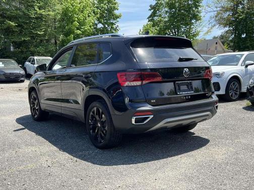 2022 Volkswagen Taos SE