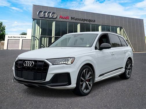 White 2024 Audi SQ7 Premium Plus