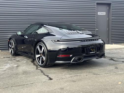 2026 Porsche 911 Carrera 4S