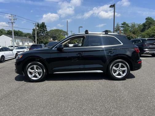 2022 Audi Q5 Premium