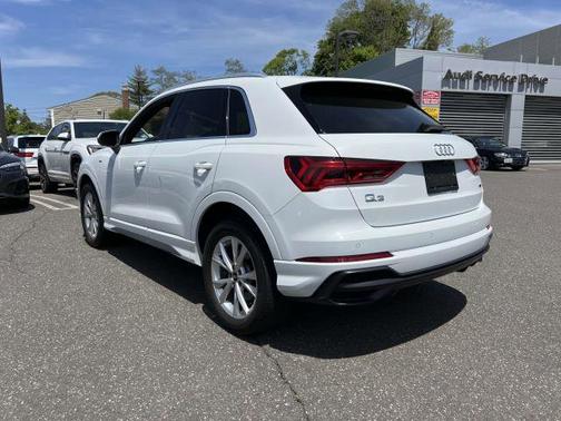 2021 Audi Q3 S line Premium Plus
