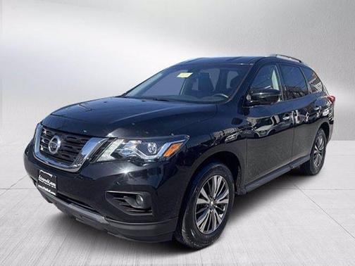 Photo 1 of 21 of 2020 Nissan Pathfinder SL