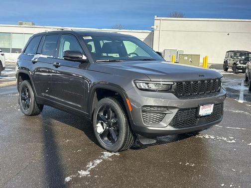 2025 Jeep Grand Cherokee Altitude