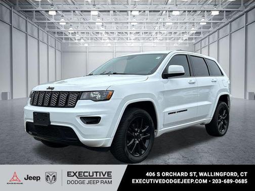 Bright White Clearcoat 2019 Jeep Grand Cherokee Altitude