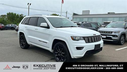 Bright White Clearcoat 2019 Jeep Grand Cherokee Altitude