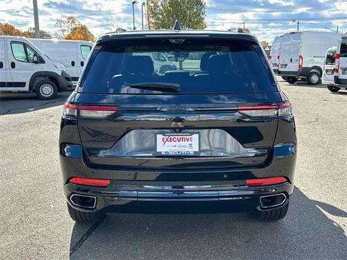 2023 Jeep Grand Cherokee 4xe 30th Anniversary