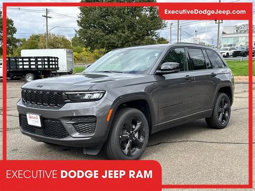 2025 Jeep Grand Cherokee Altitude