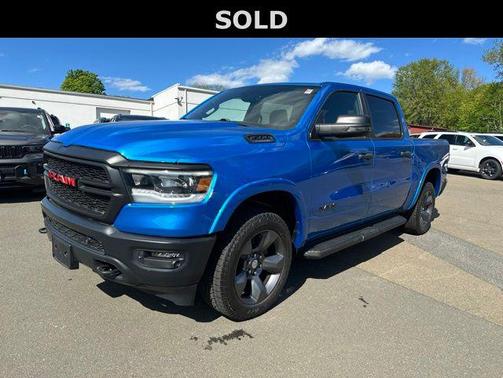 Hydro Blue Pearlcoat 2023 RAM 1500 Big Horn/Lone Star