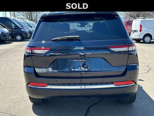2023 Jeep Grand Cherokee 4xe Base