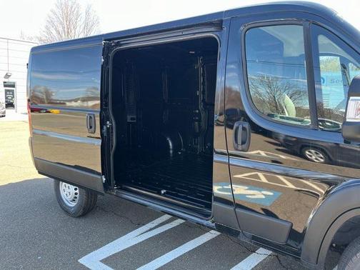 2025 RAM ProMaster 1500 Low Roof