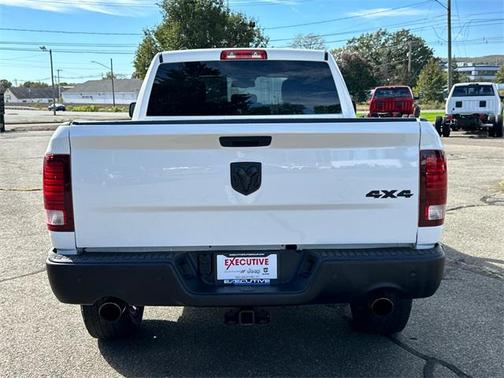 2022 RAM 1500 Classic Warlock Quad Cab 4x4 6'4' Box