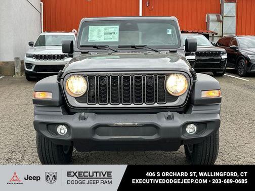 Granite Crystal Metallic Clearcoat 2026 Jeep Wrangler Sport S