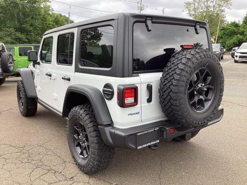 2025 Jeep Wrangler 4xe Willys