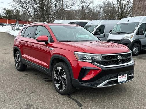 2024 Volkswagen Taos 1.5T SE