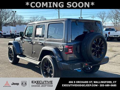 Granite Crystal Metallic Clearcoat 2022 Jeep Wrangler Unlimited 4xe Sahara