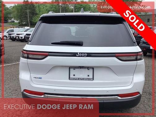 2023 Jeep Grand Cherokee 4xe Base