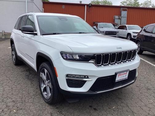 2023 Jeep Grand Cherokee 4xe Base
