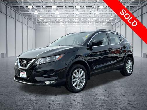 Magnetic Black Pearl 2022 Nissan Rogue Sport SV SUV