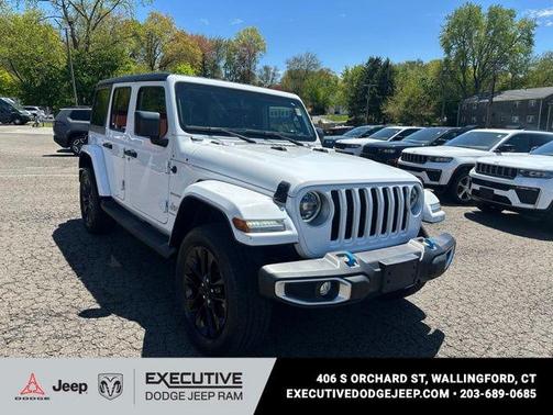 Bright White Clearcoat 2023 Jeep Wrangler 4xe Sahara