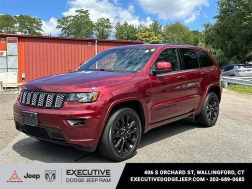 2022 Jeep Grand Cherokee Laredo