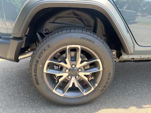2025 Jeep Wrangler 4xe Sport S