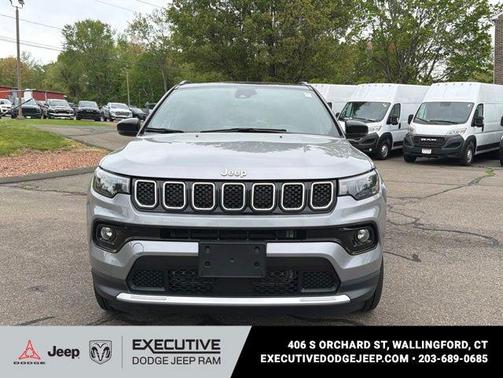 Billet Silver Metallic Clearcoat 2023 Jeep Compass Limited