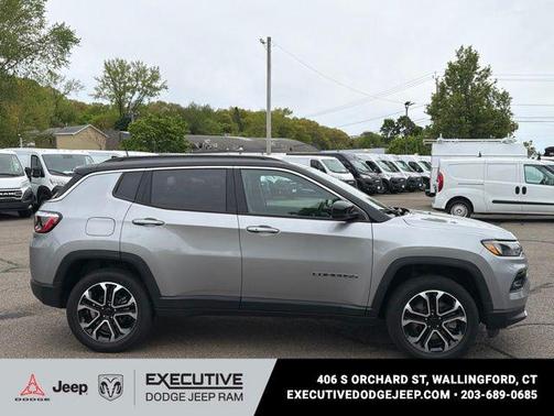 Billet Silver Metallic Clearcoat 2023 Jeep Compass Limited