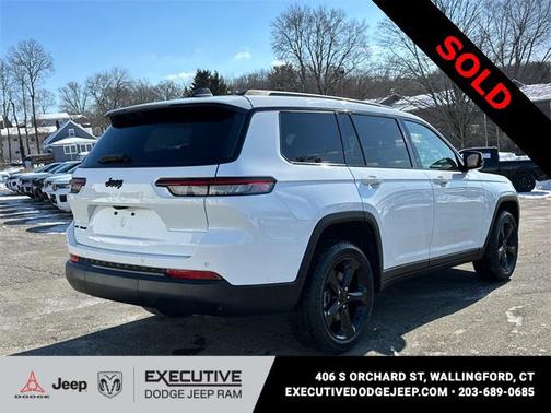 2022 Jeep Grand Cherokee L Altitude