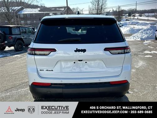 2022 Jeep Grand Cherokee L Altitude