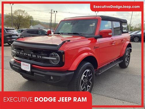 2023 Ford Bronco Outer Banks