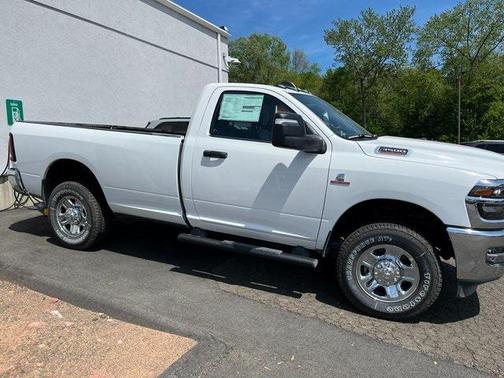2025 RAM 3500 Tradesman Regular Cab 4x4 8' Box