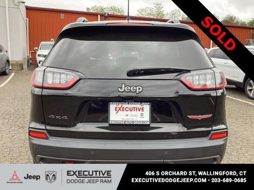 2022 Jeep Cherokee Trailhawk