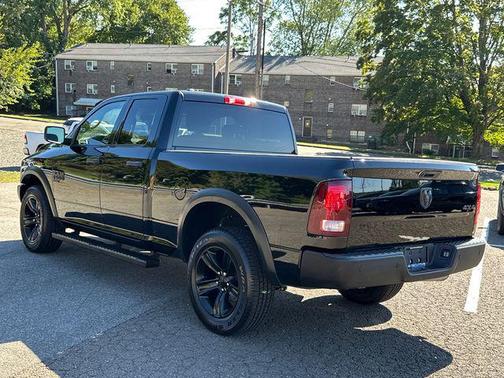2022 RAM 1500 Classic Warlock Quad Cab 4x4 6'4' Box