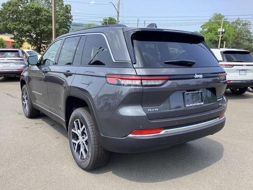 2025 Jeep Grand Cherokee Limited X
